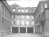 1 vue  - Petit lycée Fustel-de-Coulanges, 8 rue des Ecrivains. (ouvre la visionneuse)