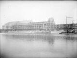 1 vue  - Bassin Vauban, entrepôt des tabacs, travaux d\'achèvement. (ouvre la visionneuse)