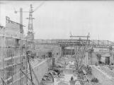 1 vue  - Construction des aqueducs et bajoyers, 2ème tranche (1er avril 1932). (ouvre la visionneuse)