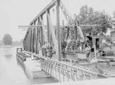 1 vue  - Ecluse Nord, pont tournant (1er juillet 1925). (ouvre la visionneuse)