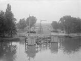 1 vue  - Pont de la Citadelle (10 septembre 1932). (ouvre la visionneuse)