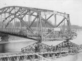 1 vue  - Déplacement du pont sur le Petit Rhin. (ouvre la visionneuse)