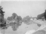 ouvrir dans la visionneuse : Travaux d'aménagement du canal (8 octobre 1932).