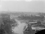 1 vue  - Vue de la tour de la Capitainerie vers la ville, pont route du Petit-Rhin, ancien pont d\'Anvers avant 1939. (ouvre la visionneuse)