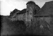 1 vue  - Obernai, tours et fortifications (juillet 1902). (ouvre la visionneuse)