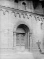1 vue  - Rosheim, portail de l\'église Saints Pierre-et-Paul (septembre 1886). (ouvre la visionneuse)