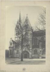 1 vue  - [Eglise Saint-Pierre-le-Jeune protestante, vue de la façade sud]. [1910]. (ouvre la visionneuse)