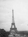 1 vue  - Paris, tour Eiffel. (ouvre la visionneuse)