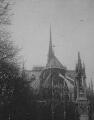 1 vue  - Paris, cathédrale Notre-Dame, chevet. (ouvre la visionneuse)