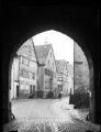 ouvrir dans la visionneuse : Lauterbourg, porte de la ville (près de la rue de l'église).