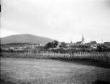1 vue  - Mittelbergheim, vignoble, au fond le village. (ouvre la visionneuse)