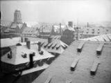 1 vue  - Strasbourg, toits dans le secteur du quai des Bateliers, paysage hivernal. (ouvre la visionneuse)
