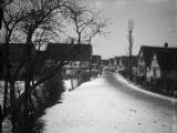 1 vue  - Oberseebach, rue du village, paysage hivernal. (ouvre la visionneuse)