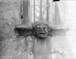 1 vue  - Château de Birkenwald, détail d\'une sculpture dans la pierre. (ouvre la visionneuse)