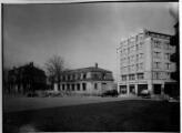 1 vue  - Rue des Bonnes-Gens, ancienne usine à gaz, immeuble du Gaz de Strasbourg en construction. [1930]. (ouvre la visionneuse)