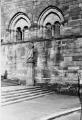 1 vue  - Cathédrale, ancienne cour des Jésuites, statue d\'Erwin de Steinbach. [1941-1944]. (ouvre la visionneuse)