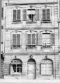 1 vue  - Quai Saint-Nicolas n°19, façade de style baroque, devanture de la cordonnerie E. Lehrhutter. (ouvre la visionneuse)