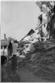 1 vue  - Rue des Jardins [cour des Boeufs], dégâts sur les immeubles suite au bombardement aérien du 11 août 1944. (ouvre la visionneuse)