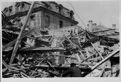1 vue  - Palais Rohan, destructions suite au bombardement aérien du 11 août 1944. (ouvre la visionneuse)