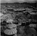 ouvrir dans la visionneuse : Bombardement aérien du quartier de la Meinau le 27 mai 1944, bâtiments industriels détruits.