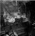 ouvrir dans la visionneuse : Dégâts et destructions dus au bombardement aérien du 11 août 1944.