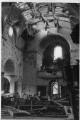 ouvrir dans la visionneuse : Eglise Sainte-Madeleine, intérieur de l'édifice après le bombardement aérien du 11 août 1944.