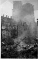 ouvrir dans la visionneuse : Place du Vieux-Marché-aux-Poissons, après le bombardement aérien du 11 août 1944.