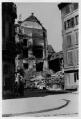ouvrir dans la visionneuse : Rue du Marché, immeubles détruits lors du bombardement aérien du 11 août 1944.
