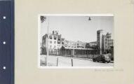 1 vue  - Ruines des Grands Moulins de Strasbourg après les bombardements de juin 1940. (ouvre la visionneuse)