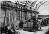 1 vue  - Strasbourg, centrale électrique rue de Molsheim, bombardement de 1940, vue intérieure de la salle des machines. (ouvre la visionneuse)