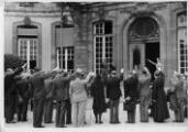 ouvrir dans la visionneuse : Autonomistes alsaciens. Membres du groupe de Nancy [Nanziger] pendant la cérémonie d'accueil du 23 juillet 1940.