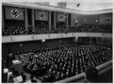 1 vue  - \'Städtischer Gefolgschaftsappell\' au Palais des Fêtes. 6 mars 1941. (ouvre la visionneuse)