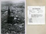 ouvrir dans la visionneuse : Vue aérienne de la cathédrale. 21 juin 1940.